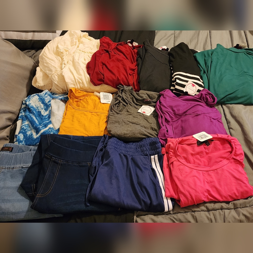 13 piece clothing haul size XL